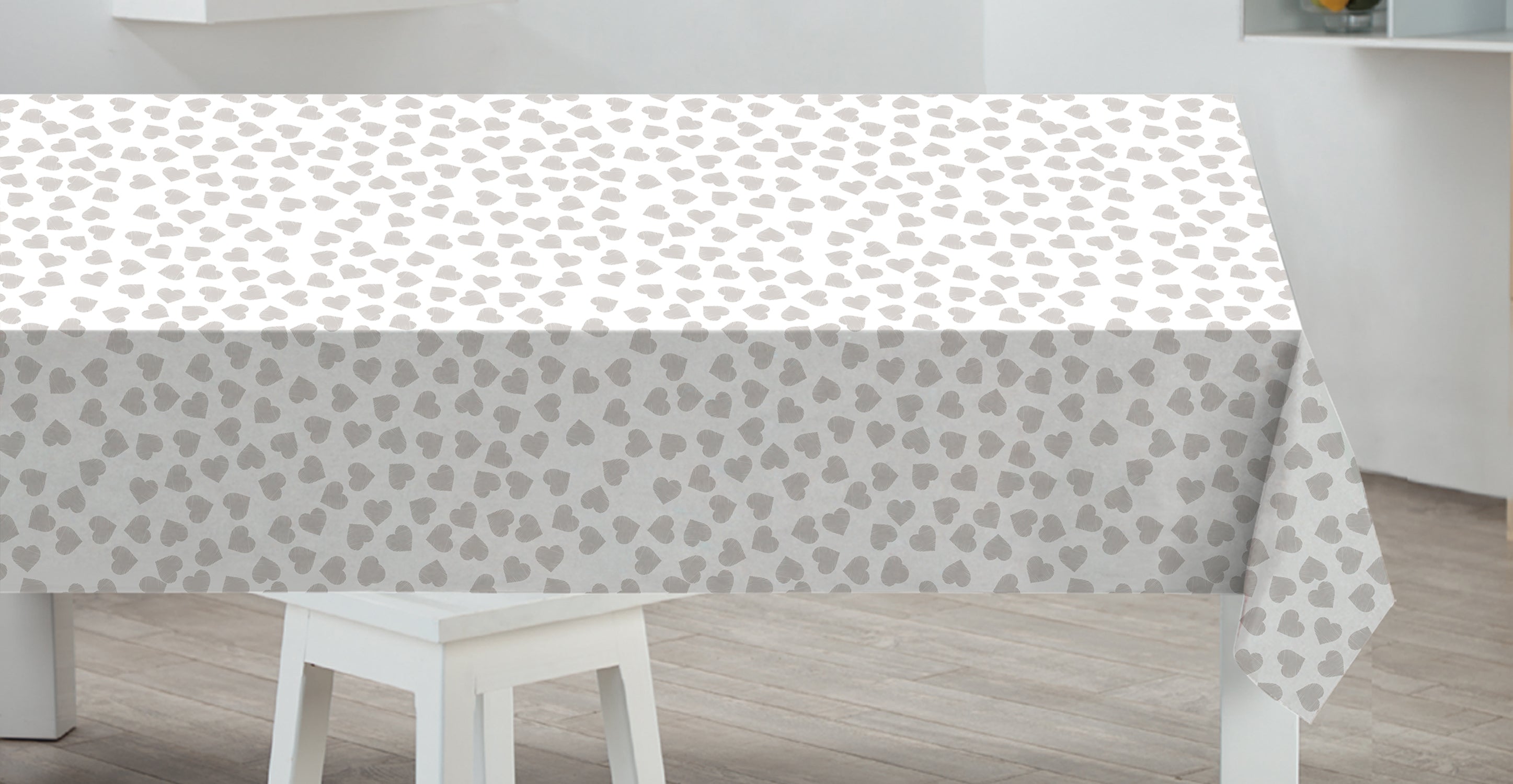 Nappe en PVC Coeurs