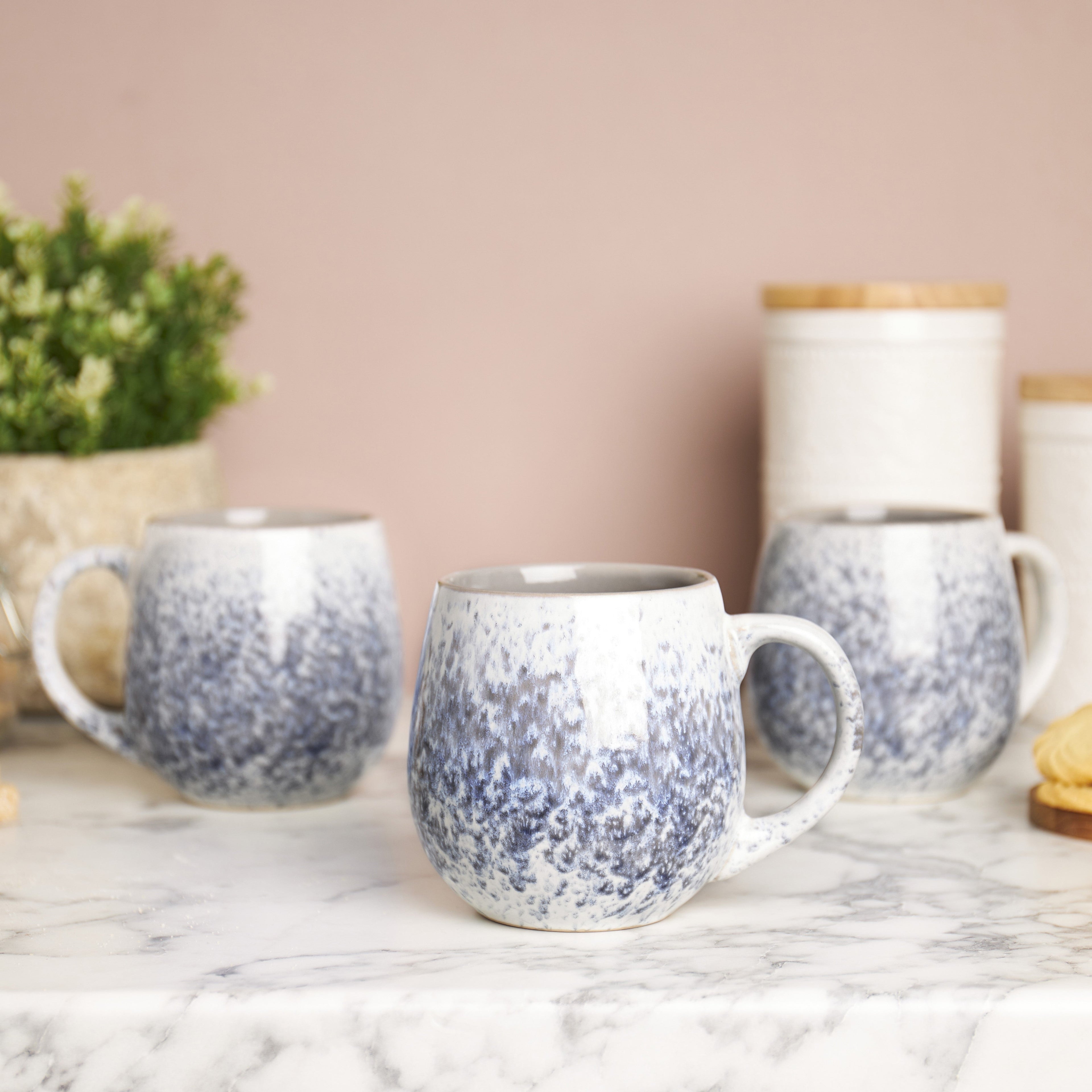 Tasse en grès réactif ombré gris pâle 
