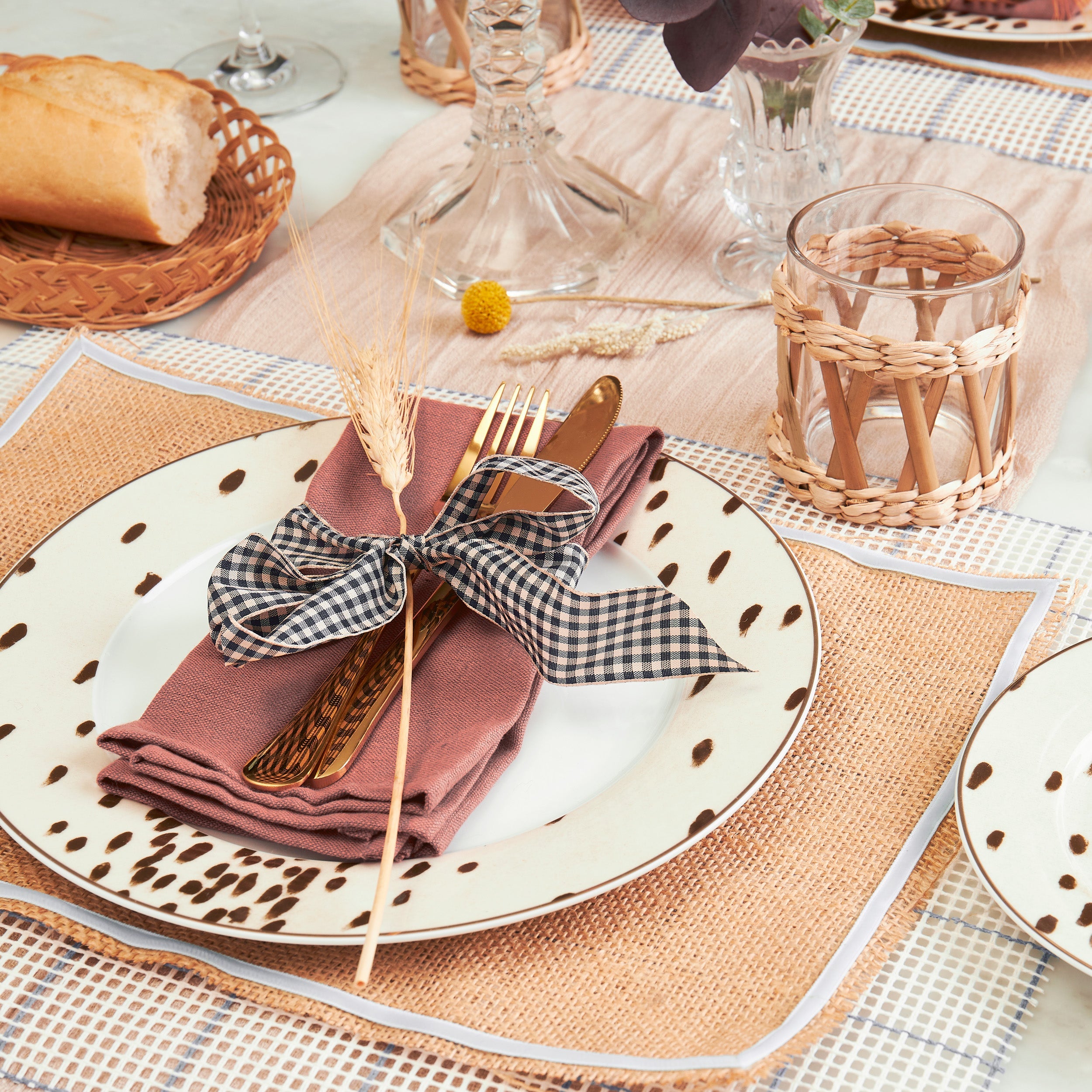 Service de table 12 pièces pour caniche et dalmatien blond Tottenham 