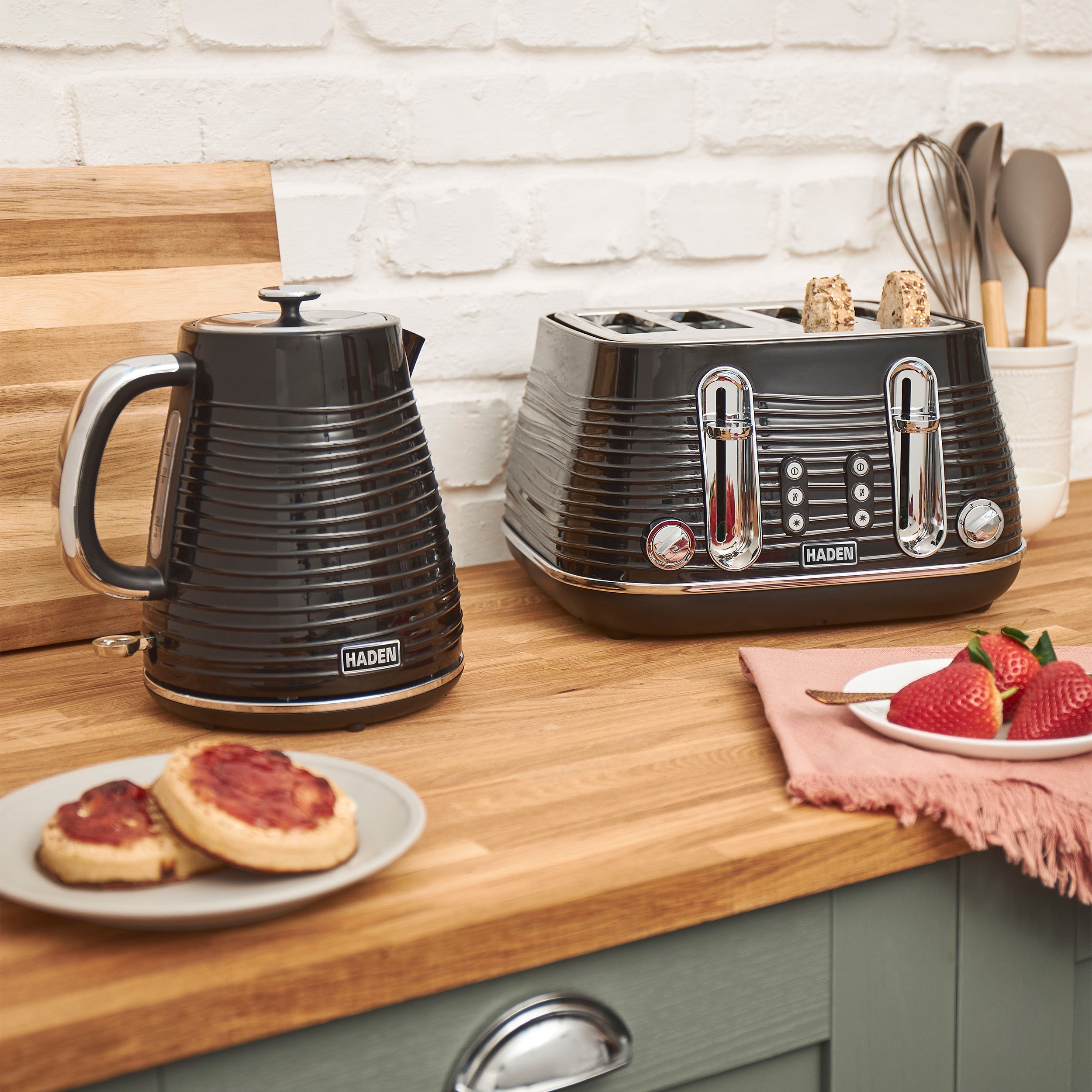 Ensemble bouilloire et grille-pain Haden Devon Black 