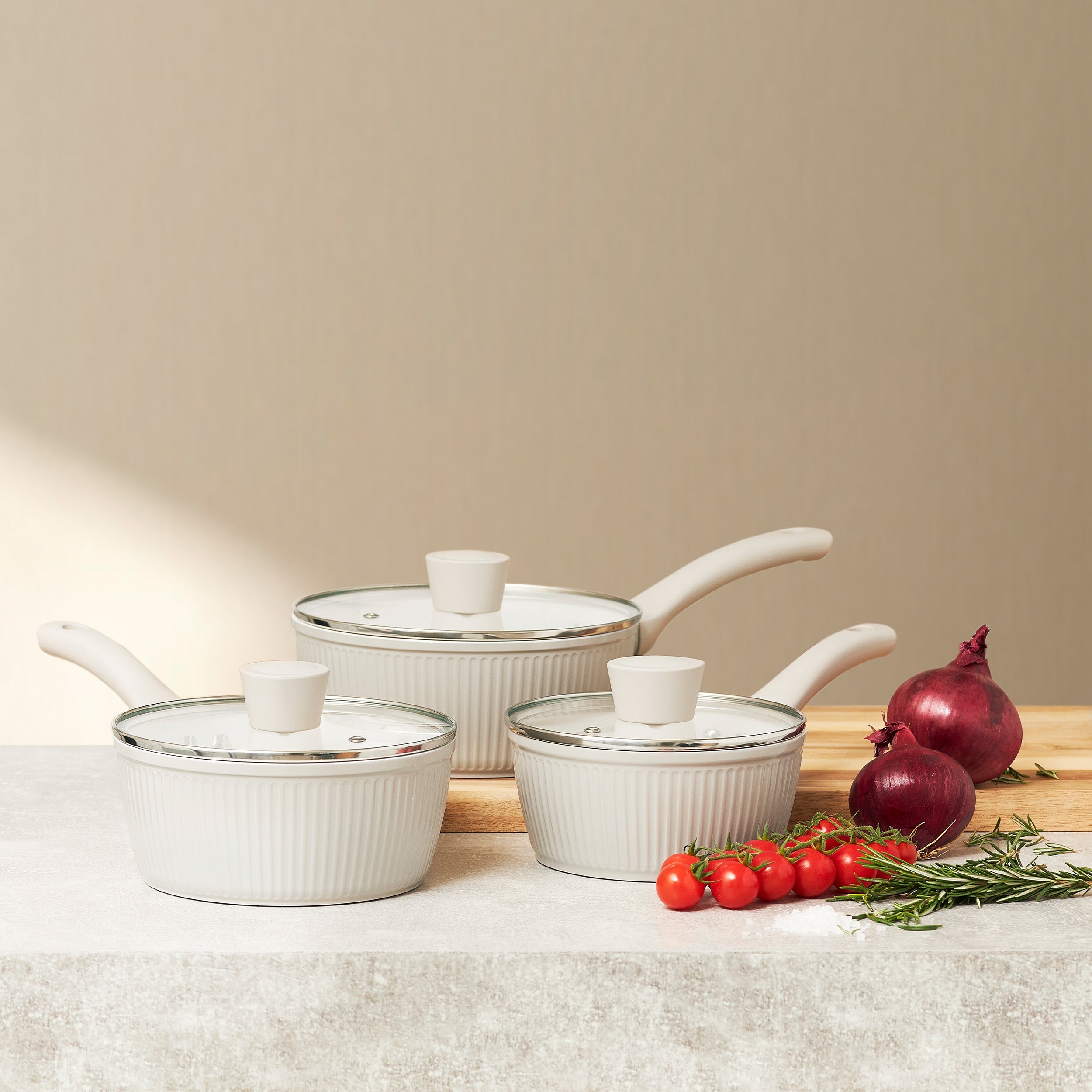 Ensemble de 3 casseroles nervurées (16 cm, 18 cm, 20 cm) en mastic
