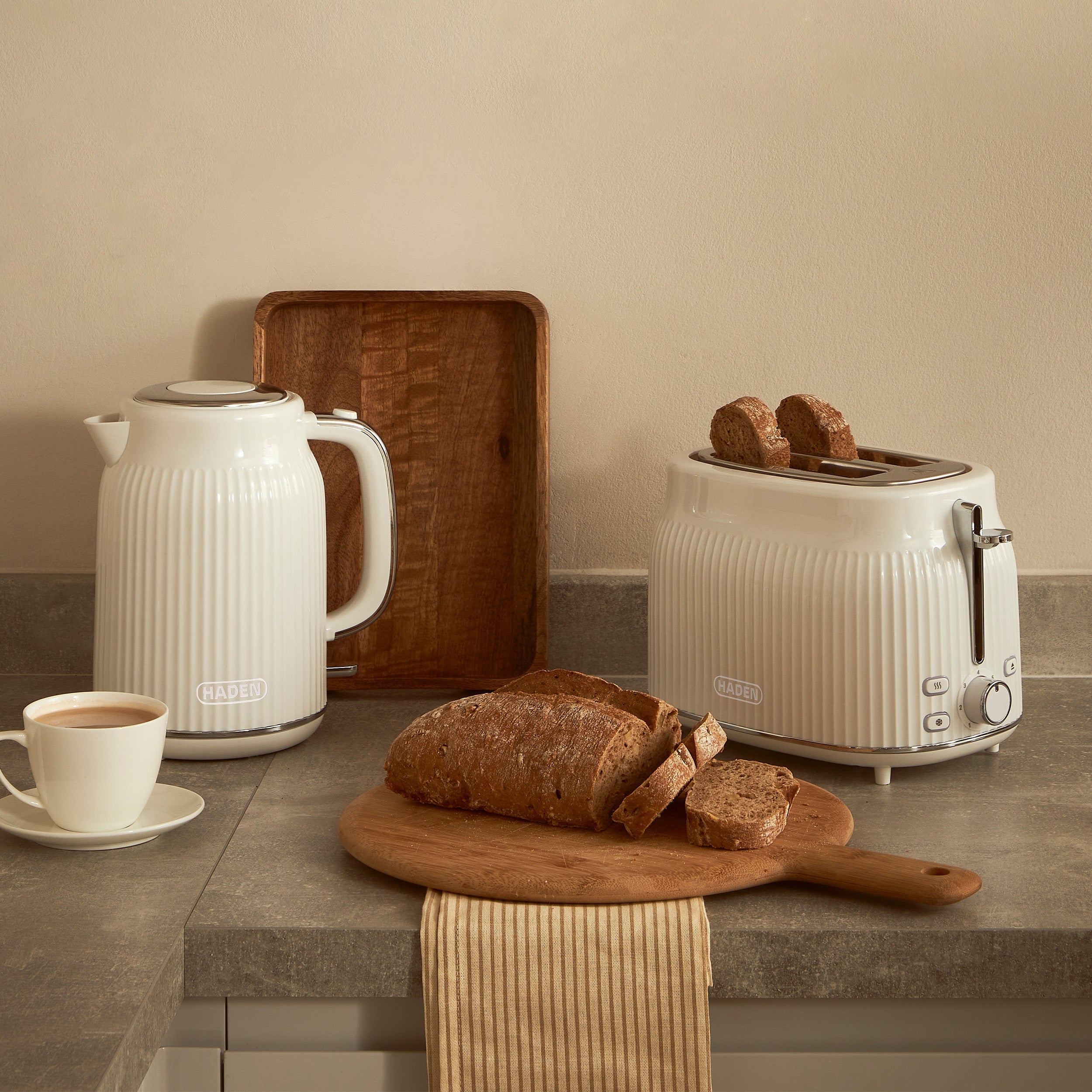 Ensemble bouilloire et grille-pain Haden York - Blanc